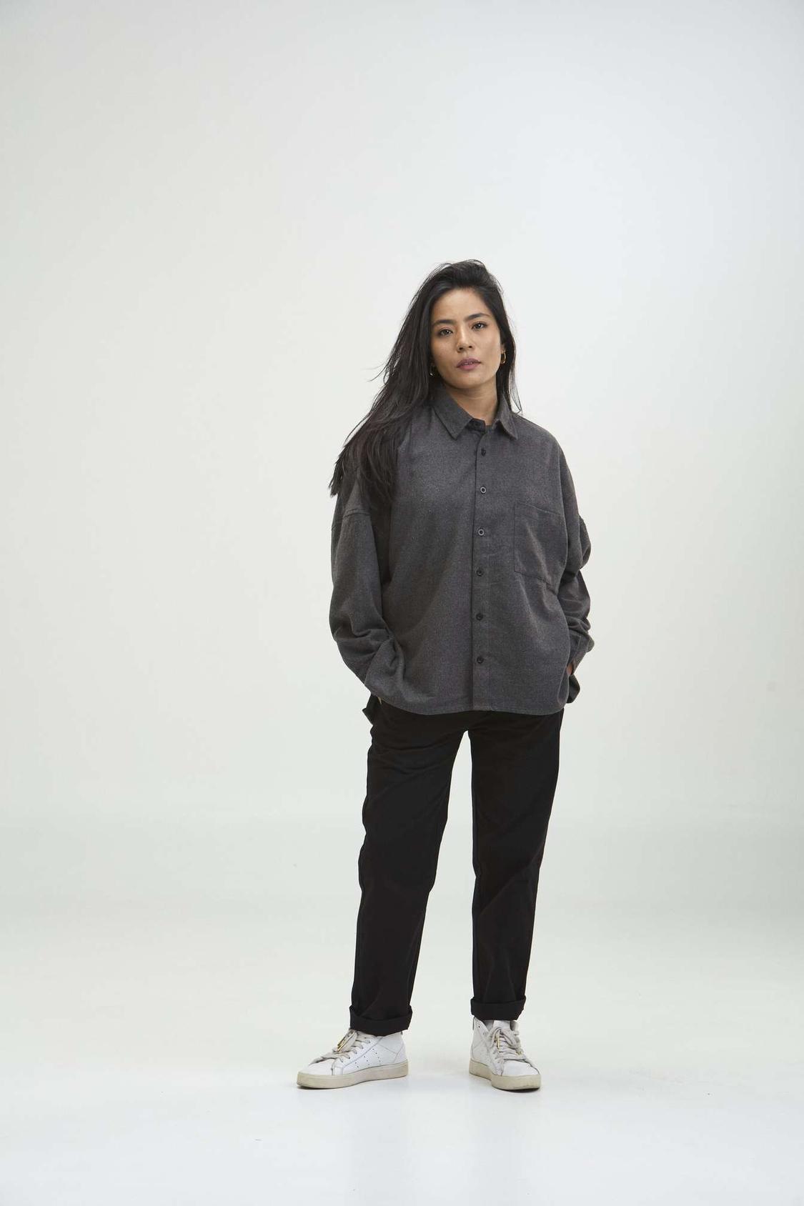 Arniko Tahira Flanellhemd Black Melange One Size Bio-Baumwolle schwarz